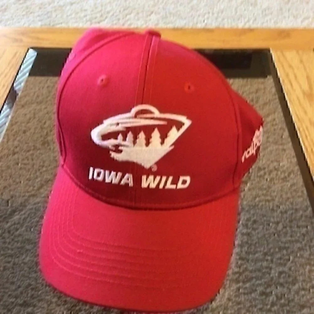 Red Iowa Wild hat